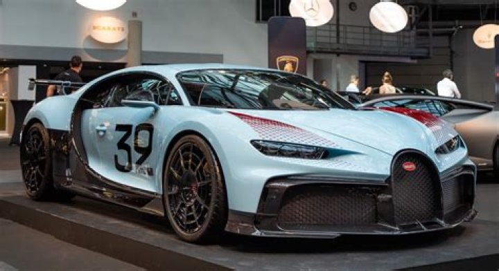 100 Bugatti Chirons Have Already Been Ordered, Sight Unseen