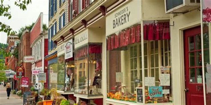 12 Small Towns in the U.S. That Feel Like Stepping Back in Time