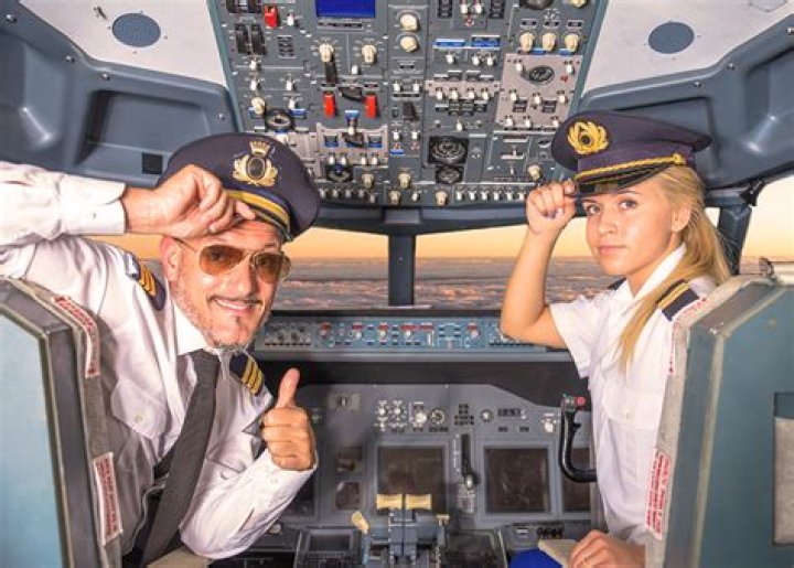 15 Secrets Airplane Pilots Want You to Know