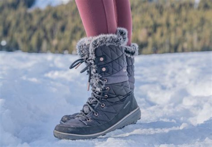 20 Gorgeous Pairs of Women's Winter Boots You'll Want to Wear With Everything