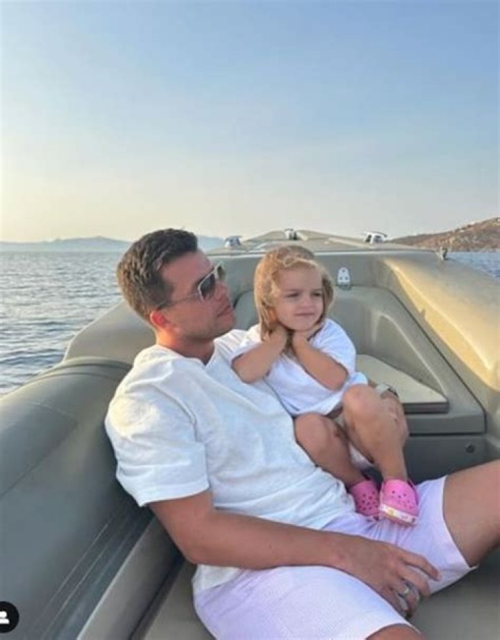 90 Day Fiancé Star Jovi Dufren Baits Critics