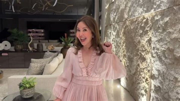 Age, Height, Stats, Net Worth, Salary, Married, & Wife