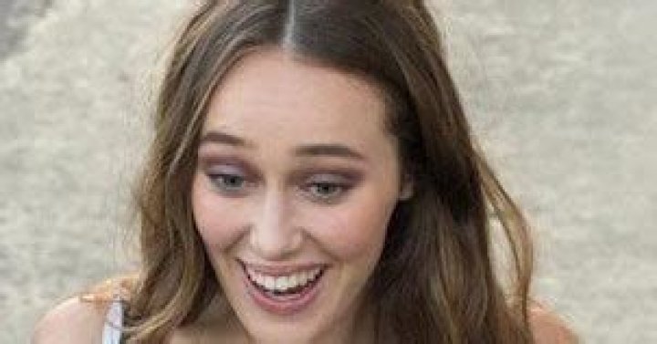 Alycia Debnam-Carey Height, Weight, Age, Boyfriend, Family, Biography
