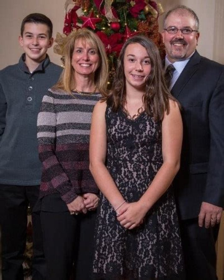 American Archer Casey Kaufhold Biography (Family, Parents, Boyfriend, Affair, Earnings, and Net worth)