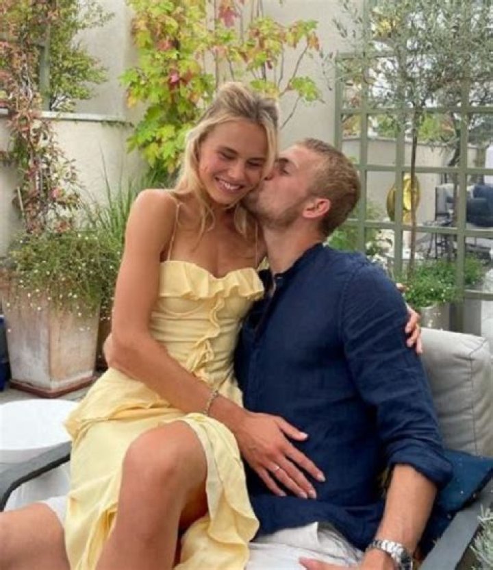 AnneKee Molenaar Bio, Age, Wags, Model, Net Worth, Football, & Boyfriend