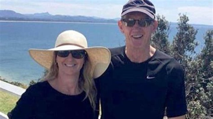 
Australian Coach Wayne Bennett is in Relationship with Dale Tynan. Know about his Married Life