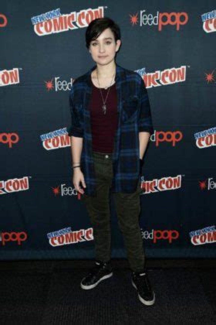 Bex Taylor-Klaus Height, Weight, Age, Boyfriend, Family, Facts, Biography