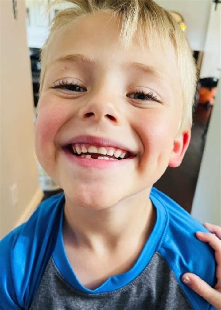 Bradley Gilvin Bates Height, Weight, Age, Body Statistics