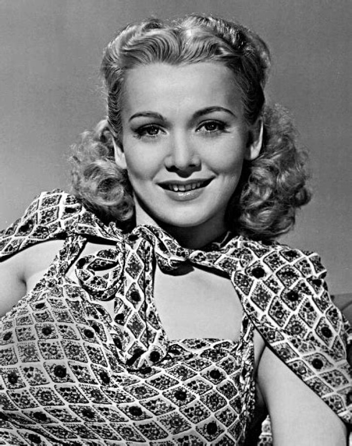 Carole Landis - Bio, Age, Wiki, Facts and Family