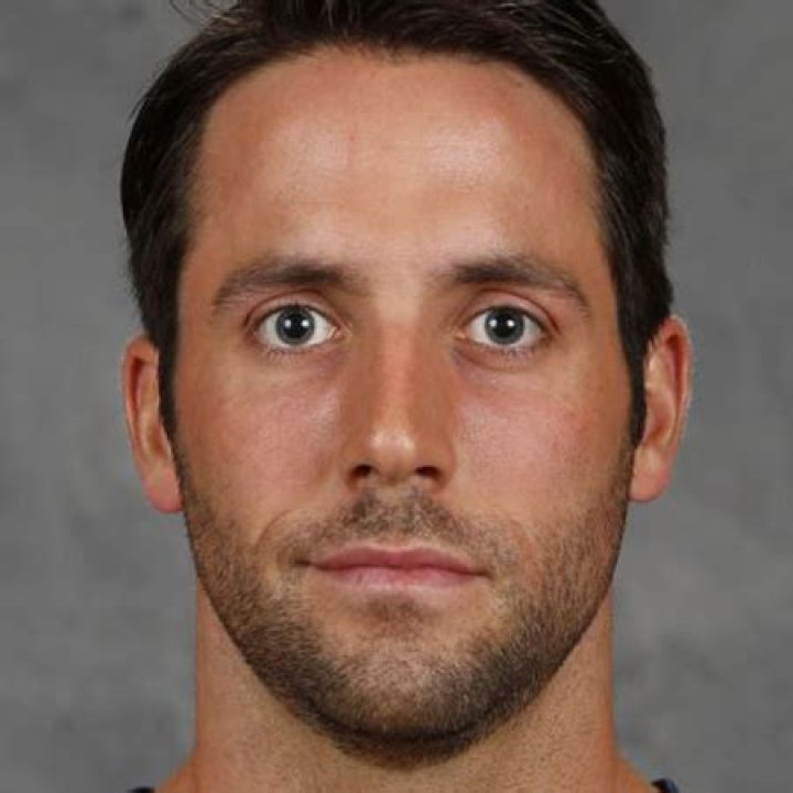 Carter Hutton Biography- Salary, Earnings, Net worth, Married, Relationship, Affair, Age, Height, Family, Career, Girlfriend, Wife, Children
