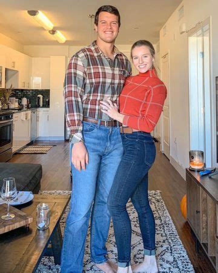 Charlie Woerner Bio, Age, Net Worth, Salary, Contract, College Stats, NFL, & Dating