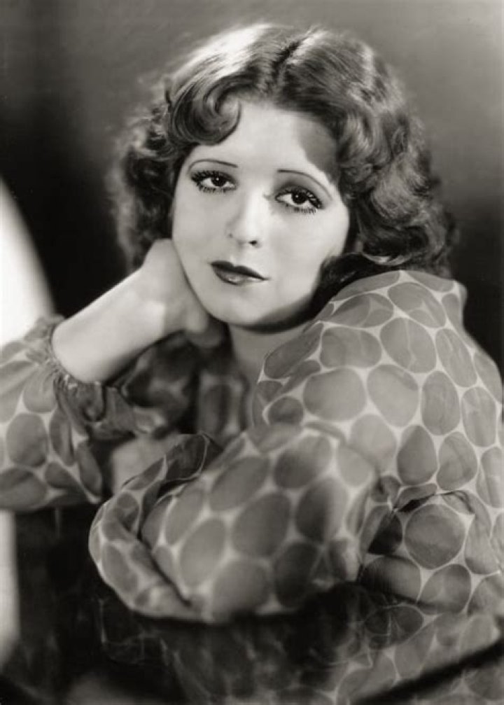 Clara Bow Height, Weight, Age, Facts, Biography, Boyfriends, Family