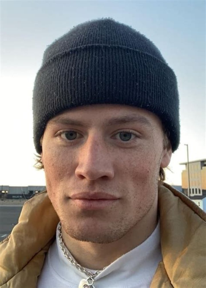 Cory Hunter-Winn Height, Weight, Age, Body Statistics