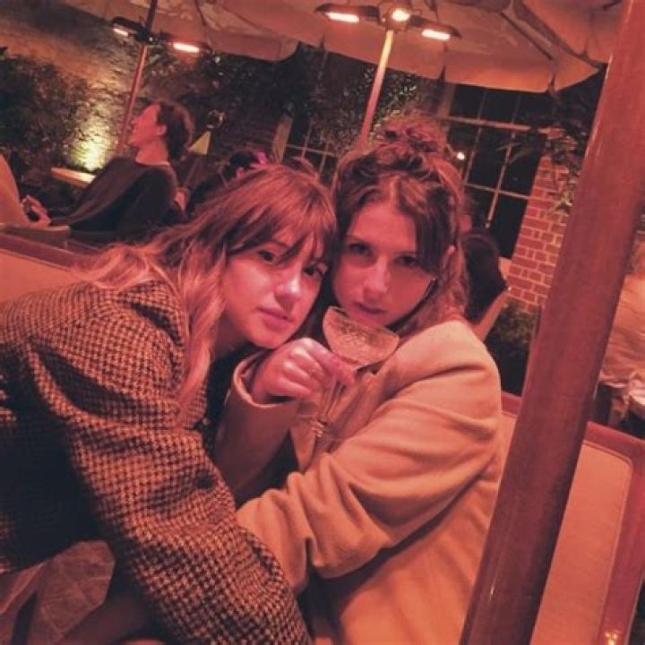 Daisy Edgar-Jones Height, Weight, Age, Boyfriend, Family, Biography