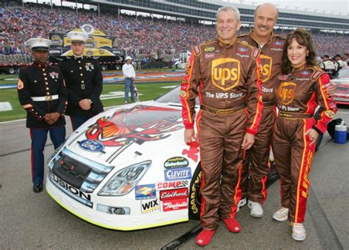 Dale Jarrett who was previously married to Kelley Jarrett has an estimated net worth over $35 million.