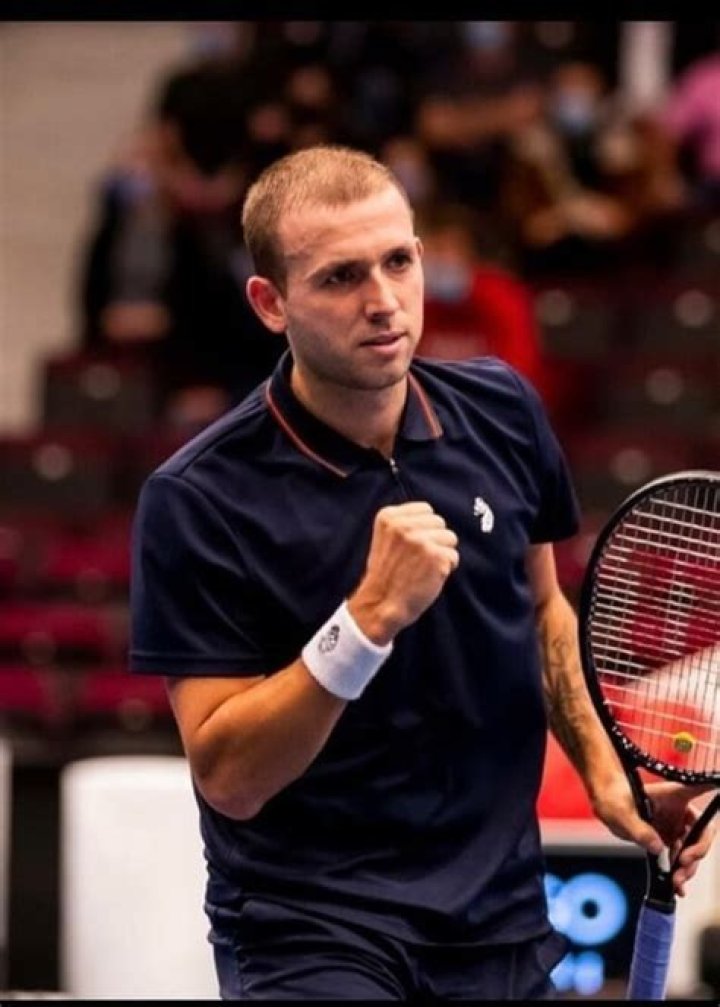 Dan Evans Height, Weight, Age, Family, Facts, Girlfriend, Biography