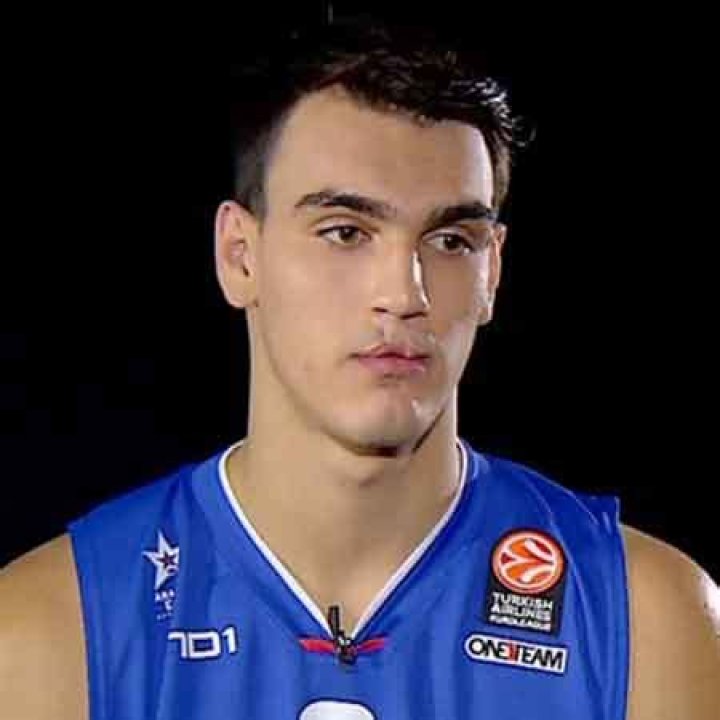 Dario Saric Bio-salary, net worth, contract, stats, nationality, girlfriend, affair, relationship, career, dating, married
