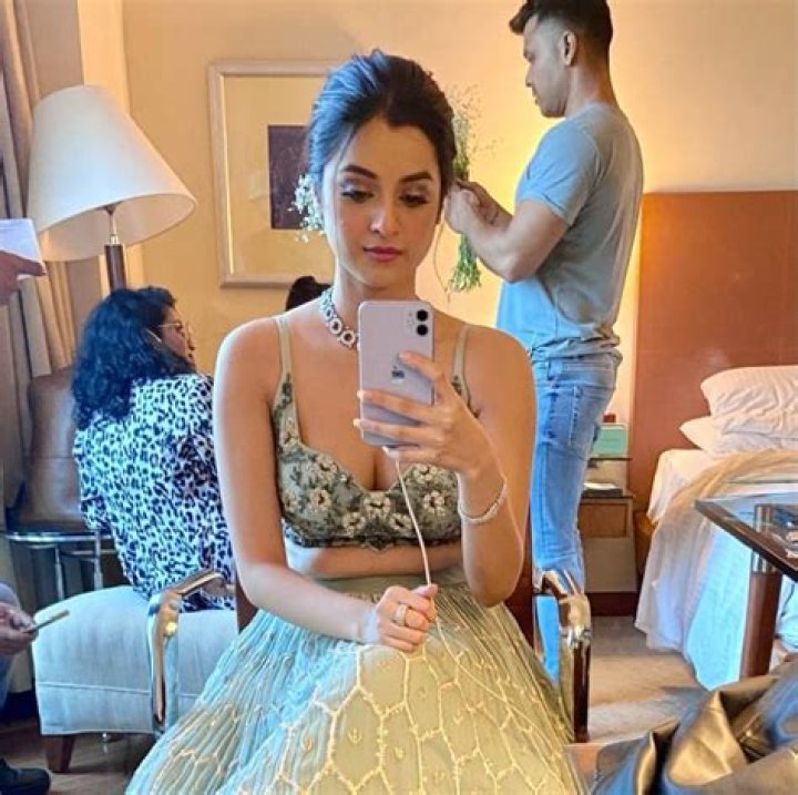 Darshana Banik Height, Weight, Age, Body Statistics