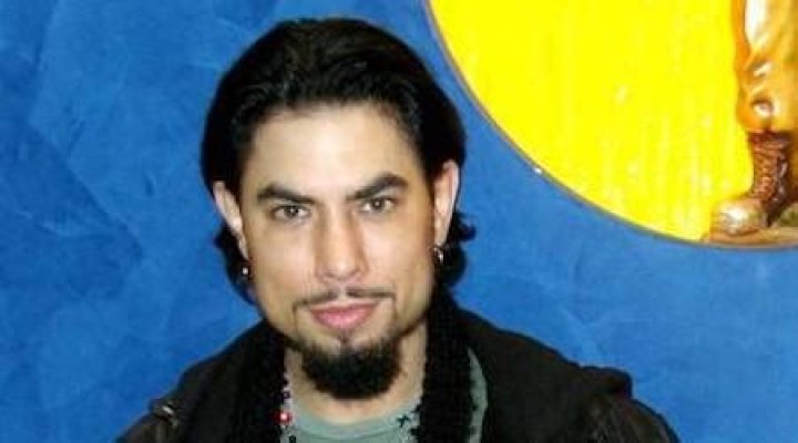 Dave Navarro Height, Weight, Age, Girlfriend, Family, Facts, Biography