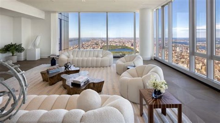Demi Moore Lists Incredible NYC Penthouse For... $75 Million! Half Her Total Net Worth!!
