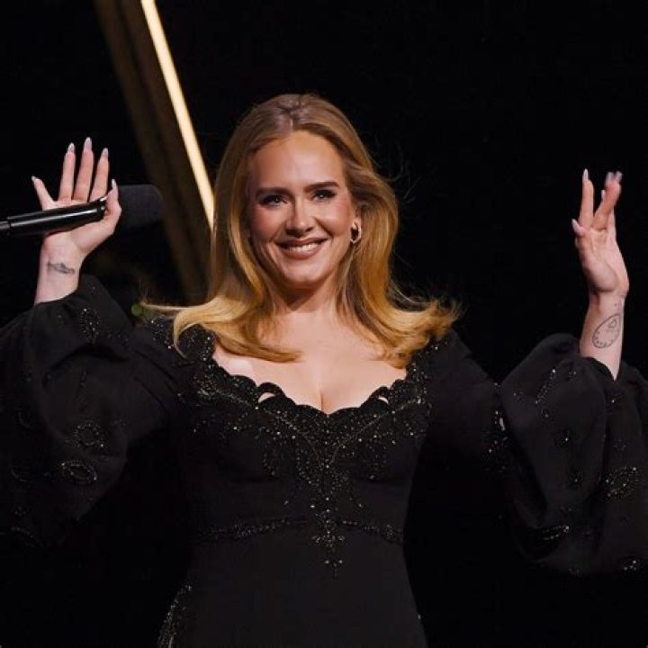 Does Adele Speak French?