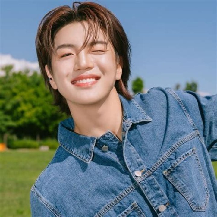 Donghun (A.C.E) Height, Weight, Age, Family, Biography, Facts
