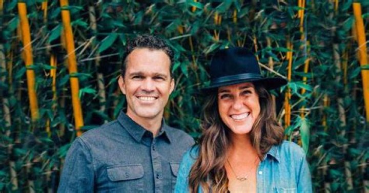 Dr. Zach Bush Wikipedia: Wife and Amazing Facts