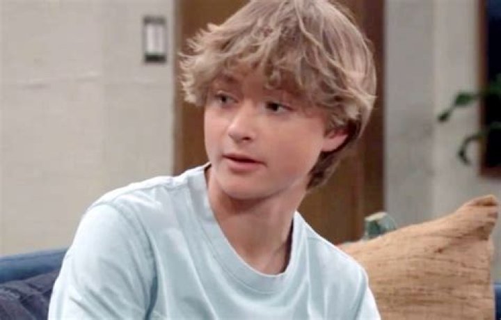 Drew And Carly Have Their Hands Full, As They Babysit Danny, Rocco And Scout?