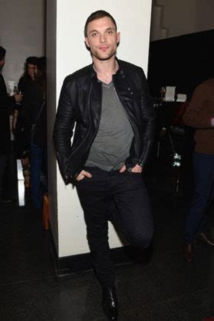 Ed Skrein Height, Weight, Age, Girlfriend, Children, Facts, Biography