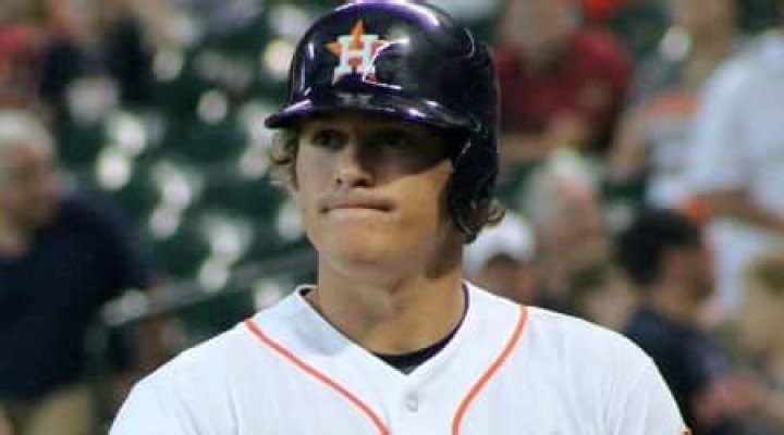 Enrique Hernández Height, Weight, Age, Spouse, Family, Facts, Biography