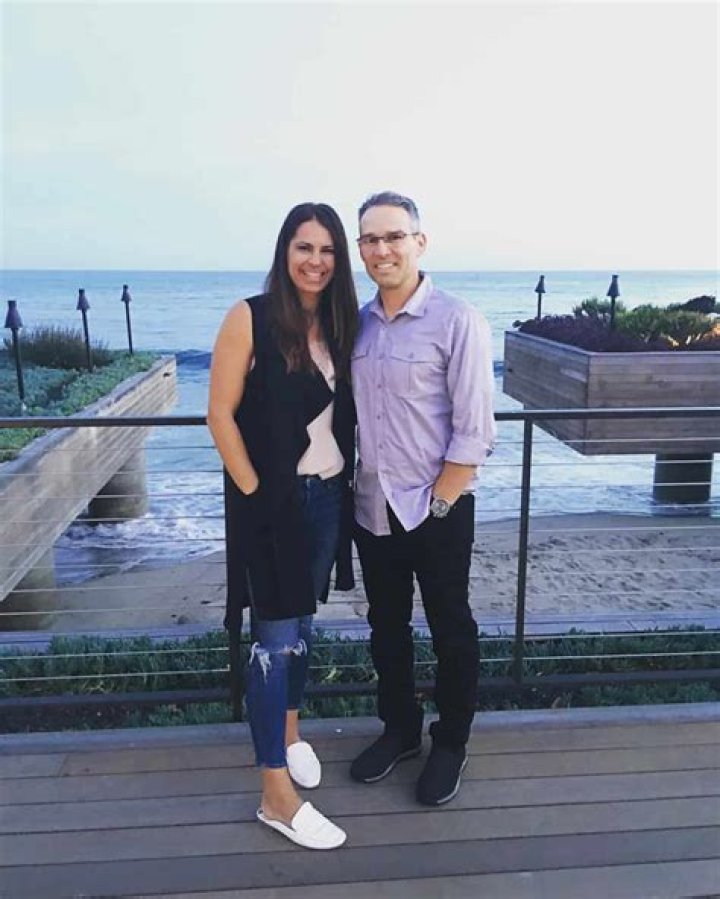 
ESPN Darling Jessica Mendoza Happily Married To Husband Adam Burks, Feel Heart Broken? Know Jessica Mendoza's Current Relationship Status?