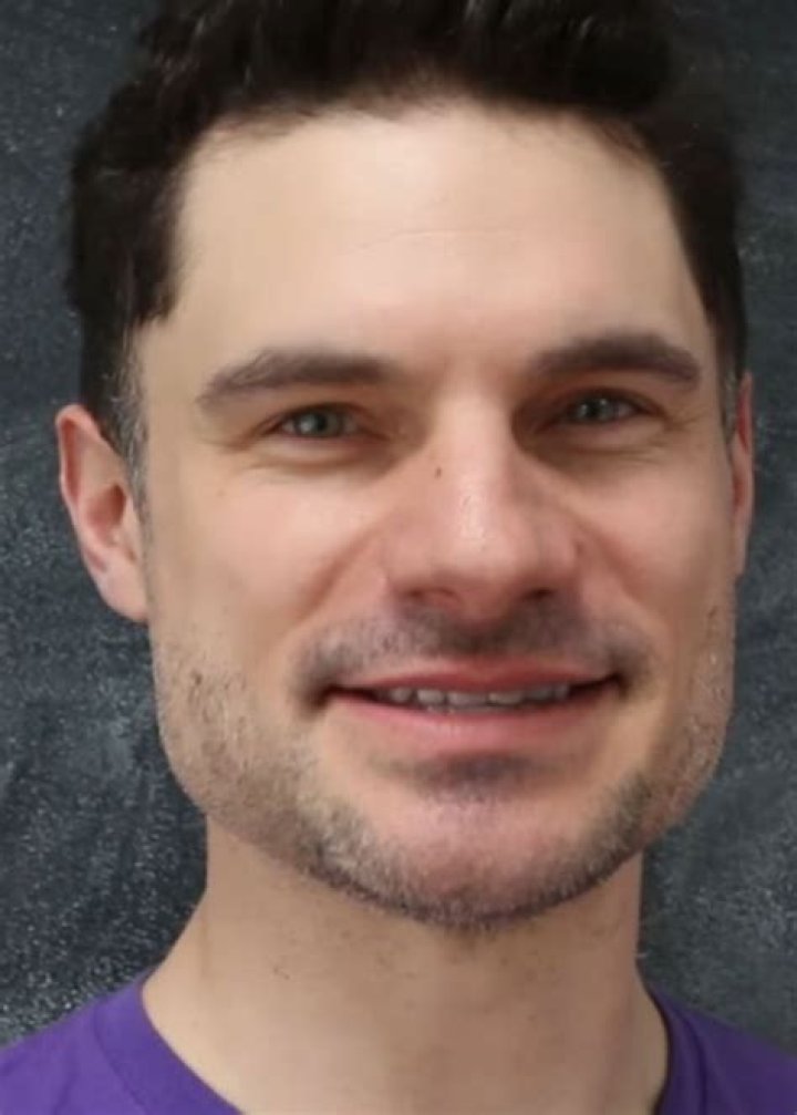 Flula Borg Height, Weight, Age, Biography, Family, Facts