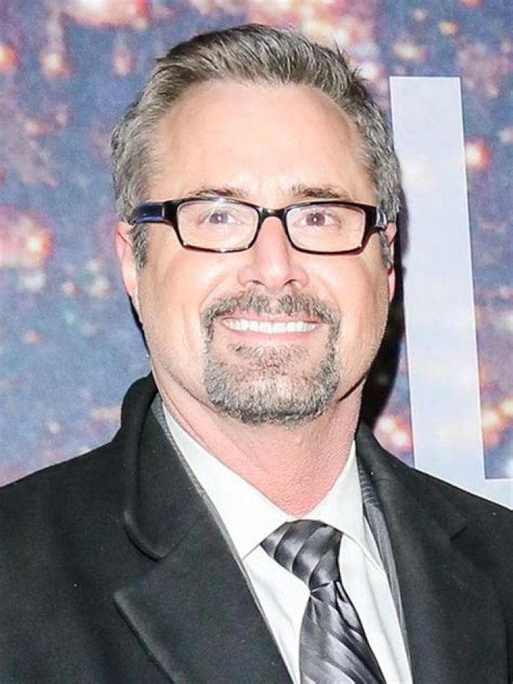 Gary Kroeger - Bio, Age, Wiki, Facts and Family