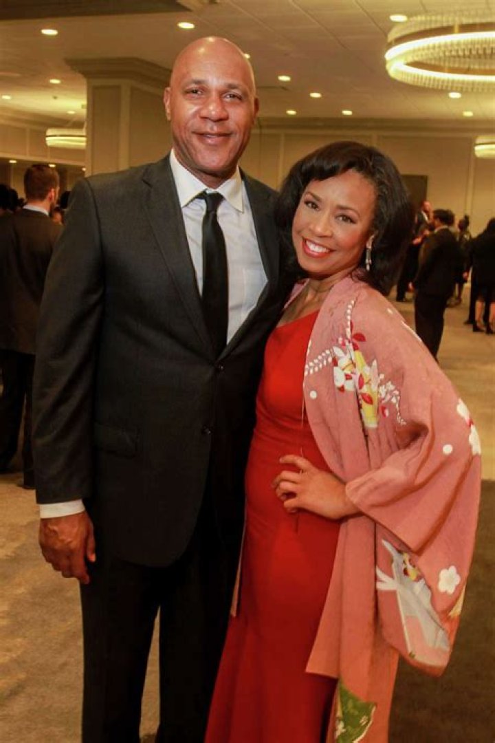 Gina Gaston - Bio, Age, Wiki, Facts and Family