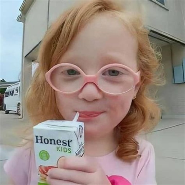 Hazel Busby Height, Weight, Age, Family, Facts, Biography