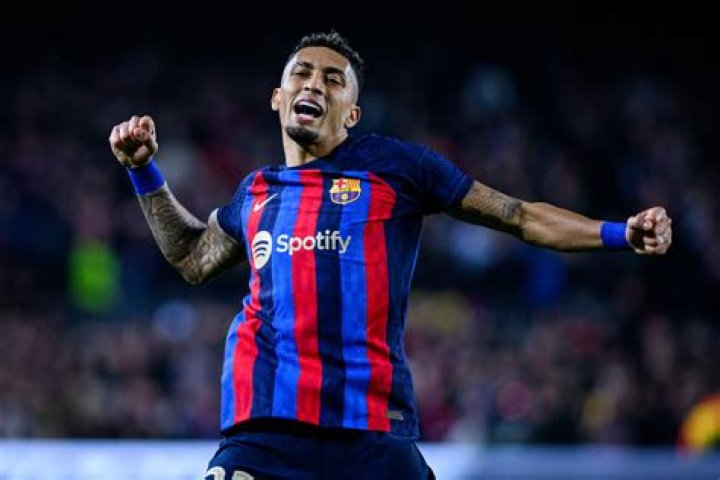 Héctor Bellerín Height, Weight, Age, Body Statistics