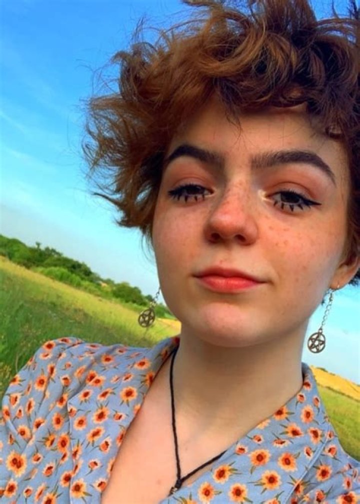 Hedy Clark Height, Weight, Age, Body Statistics