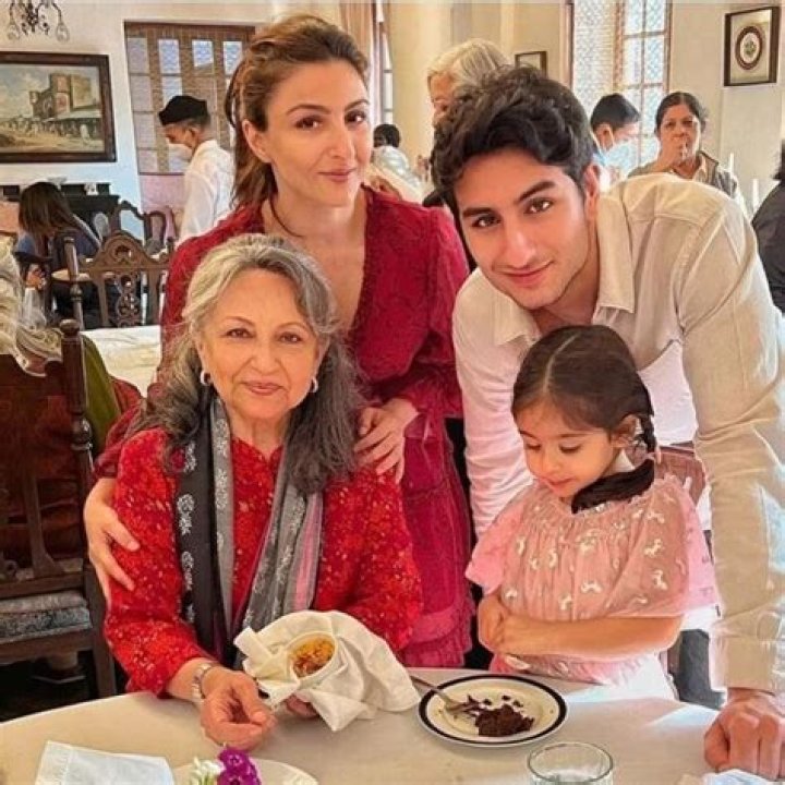 Ibrahim Ali Khan Pataudi Height, Weight, Age, Biography, Family, Facts