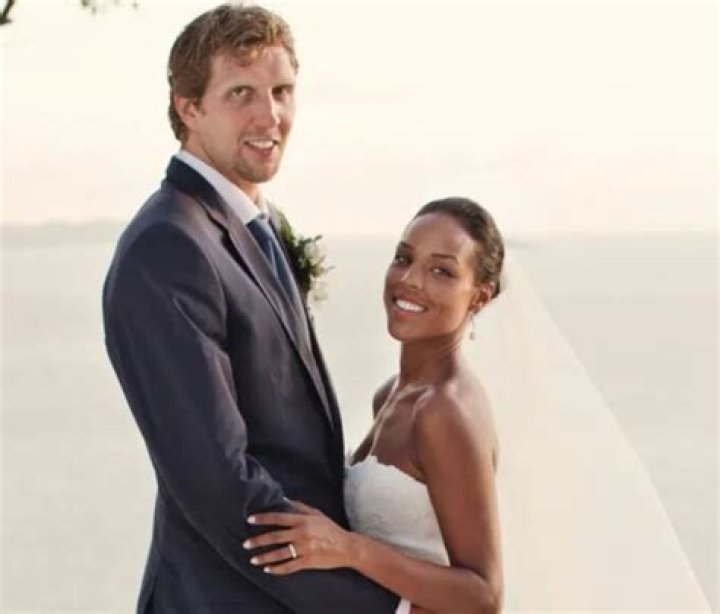 Is Michelle Obama Trans? Man? Childhood Details!