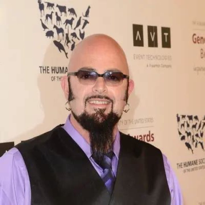 Jackson Galaxy Net Worth | Celebrity Net Worth