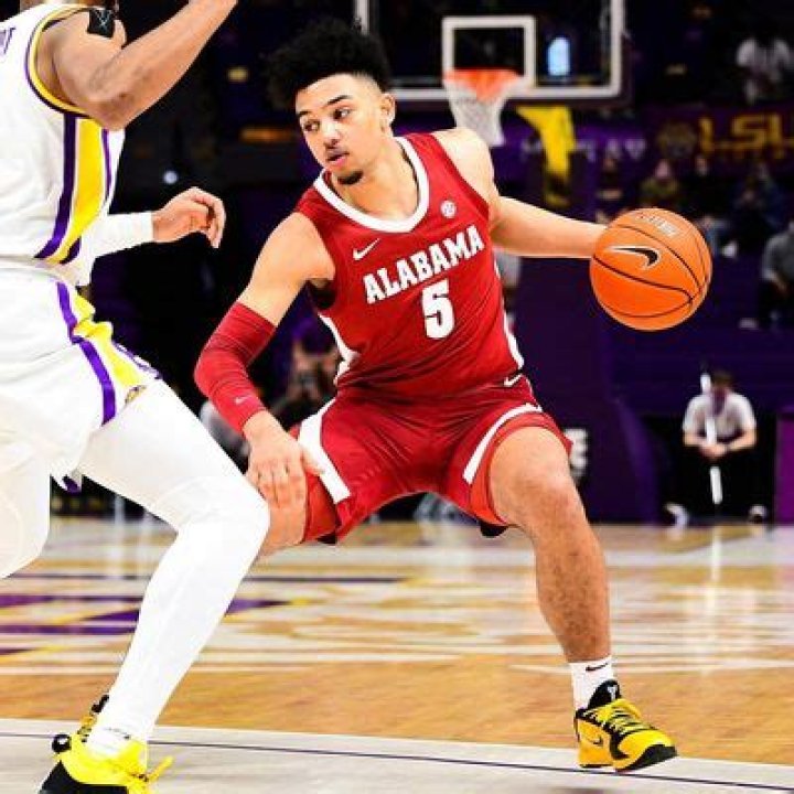 Jaden Shackelford Basketball Career Earnings and Salary; Know his Family, Affair, Girlfriend, Height, and Weight