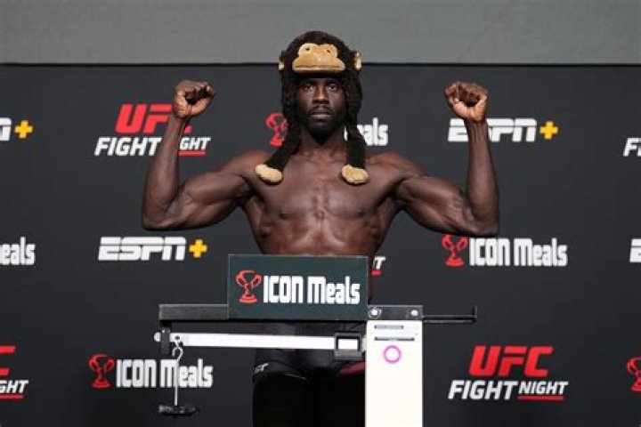 Jared Cannonier Bio-salary, net worth, married, affair, dating, children, career, wife, ufc, mma, earnings, nationality, stats