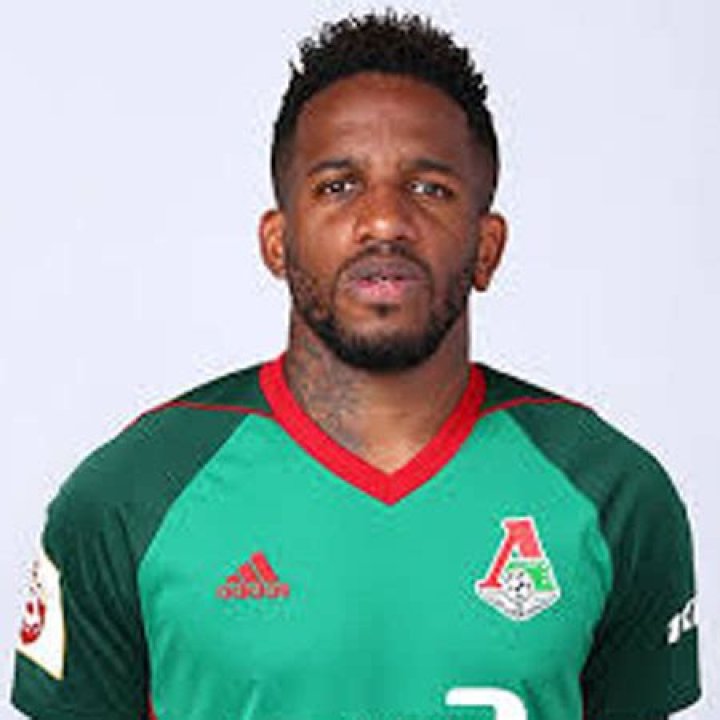 Jefferson Farfan Bio-salary, net worth, married, affair, relationship, divorce, career, children