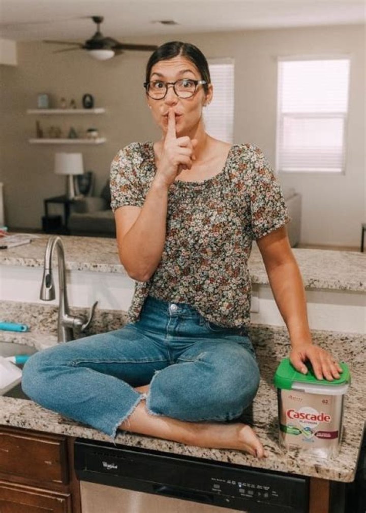 Jennika Anderson Height, Weight, Age, Body Statistics