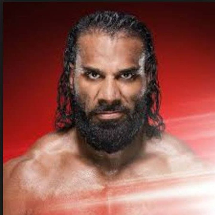 Jinder Mahal Biography- salary, earnings, net worth, married, relationship, girlfriend, affair, family, WWE, age, height