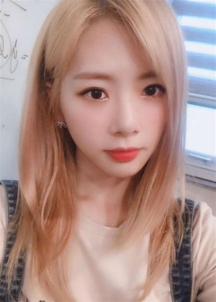 Jiu (Singer) Height, Weight, Age, Body Statistics
