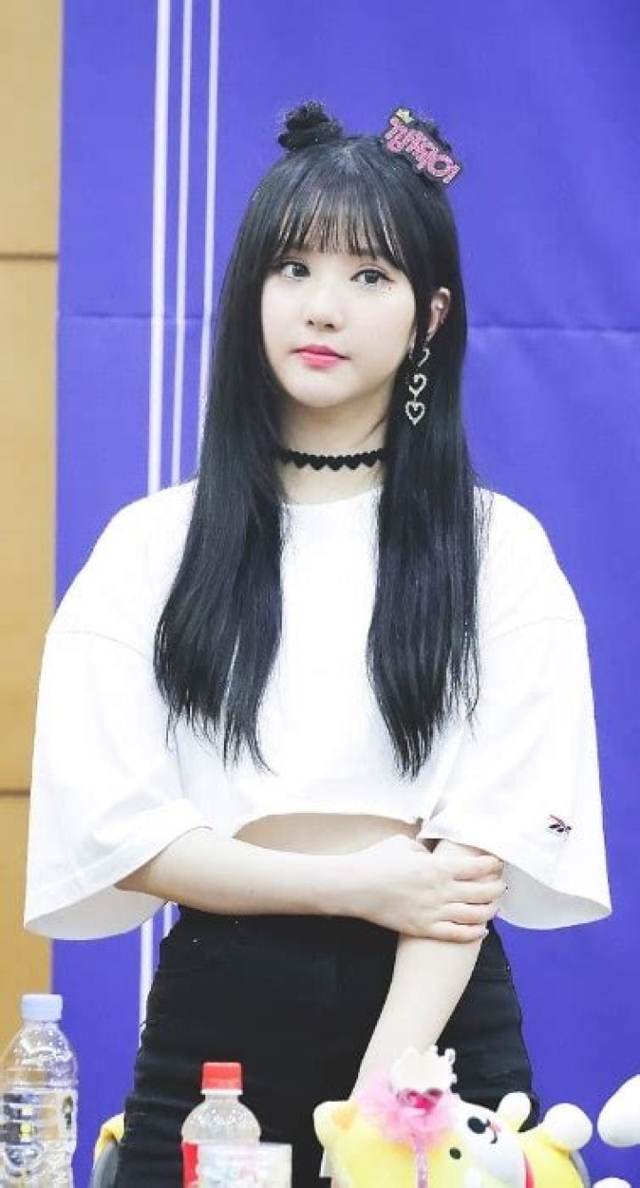 Jung Eun-bi (Eunha) Height, Weight, Age, Body Statistics