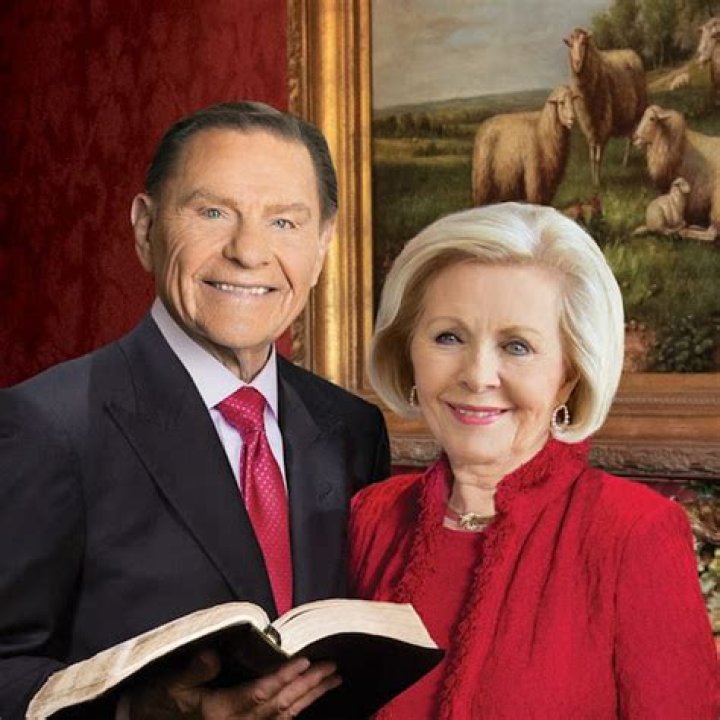 Kenneth Copeland - Bio, Age, net worth, Wiki, Facts and Family