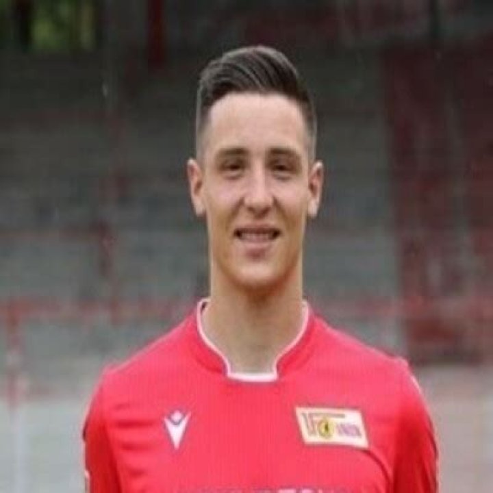 Keven Schlotterbeck Bio, Age, Net Worth, Salary, Market Value, Stats, & Transfer: Is He Dating?