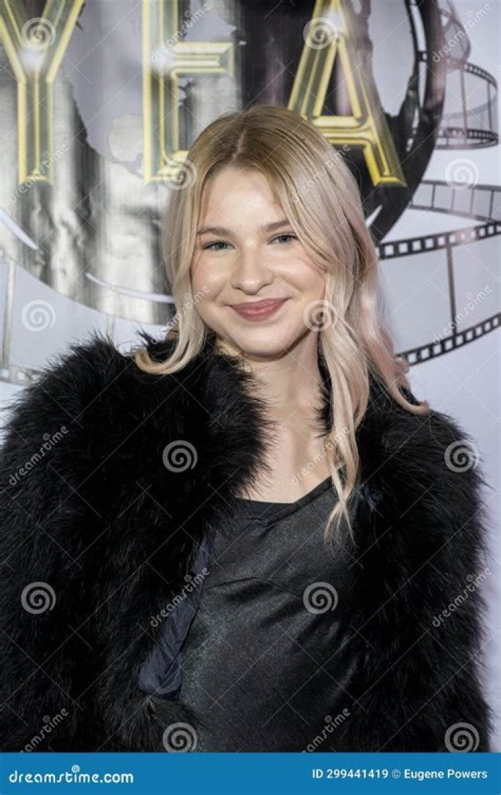 Kiya Barczyszyn - Bio, Age, Wiki, Facts and Family